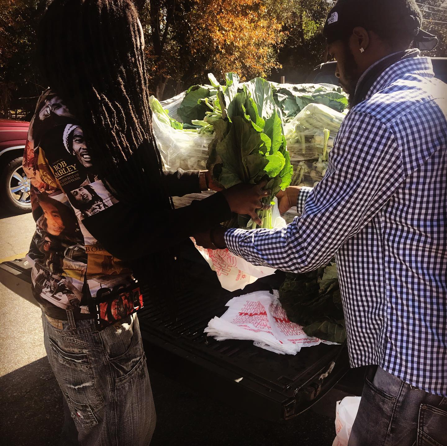 Harvest and produce handoff